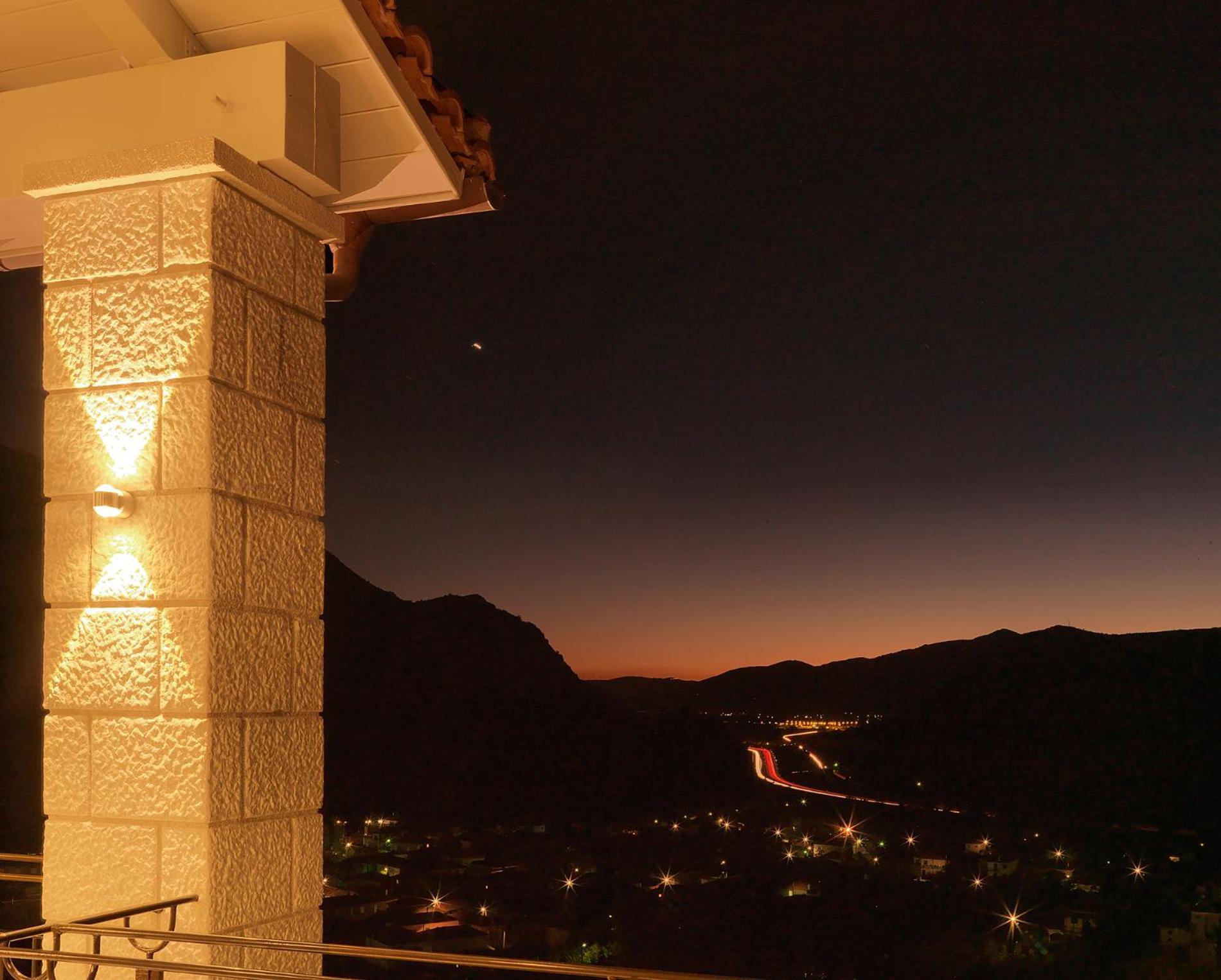 Hondos Classic Hotel & Spa Nestani Dış mekan fotoğraf