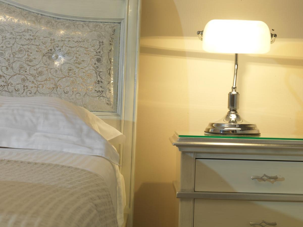 Hondos Classic Hotel & Spa Nestani Dış mekan fotoğraf