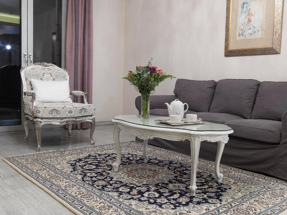 Hondos Classic Hotel & Spa Nestani Dış mekan fotoğraf