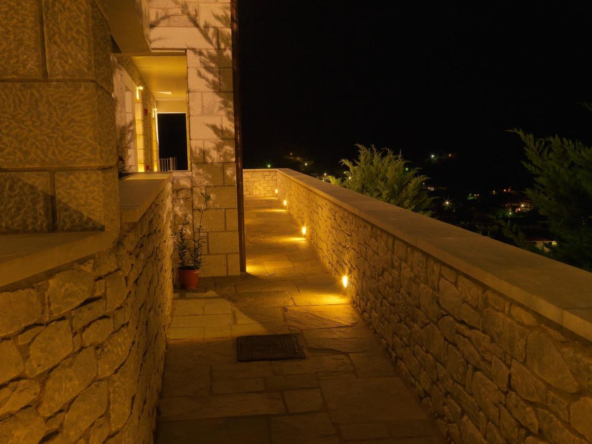 Hondos Classic Hotel & Spa Nestani Dış mekan fotoğraf