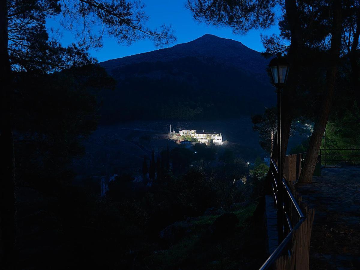 Hondos Classic Hotel & Spa Nestani Dış mekan fotoğraf