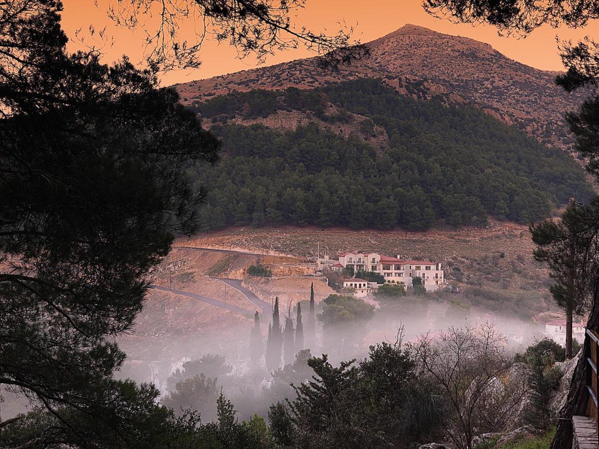 Hondos Classic Hotel & Spa Nestani Dış mekan fotoğraf